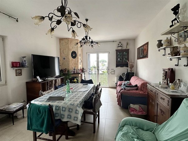 appartamento in vendita a Campiglia Marittima in zona Venturina