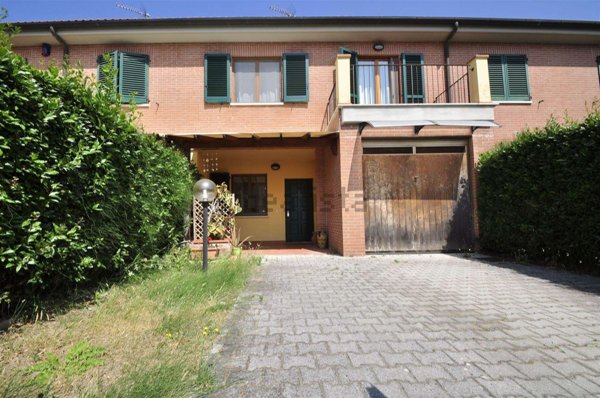 casa indipendente in vendita a Campiglia Marittima in zona Venturina