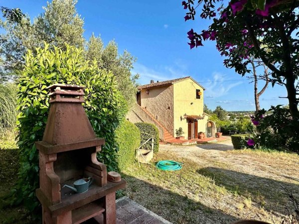 casa indipendente in vendita a Campiglia Marittima in zona Cafaggio