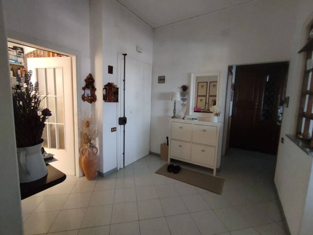 appartamento in vendita a Campiglia Marittima in zona Venturina