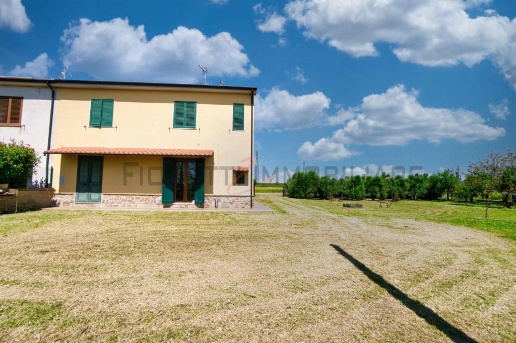 casa indipendente in vendita a Campiglia Marittima
