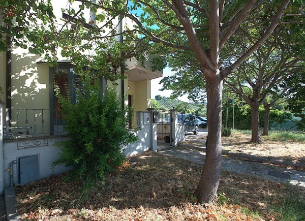 casa indipendente in vendita a Campiglia Marittima
