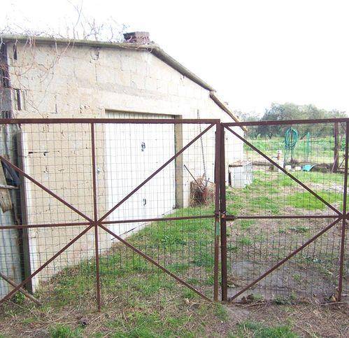 casa indipendente in vendita a Campiglia Marittima in zona Venturina