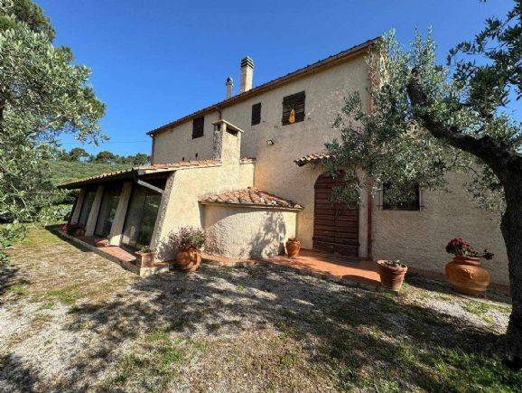 casa indipendente in vendita a Campiglia Marittima