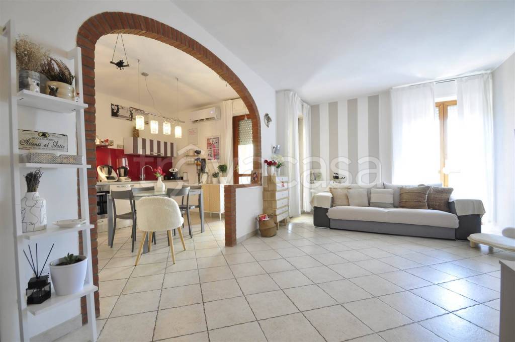 appartamento in vendita a Campiglia Marittima in zona Venturina