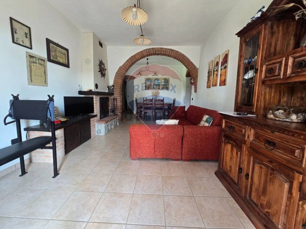 casa indipendente in vendita a Campiglia Marittima