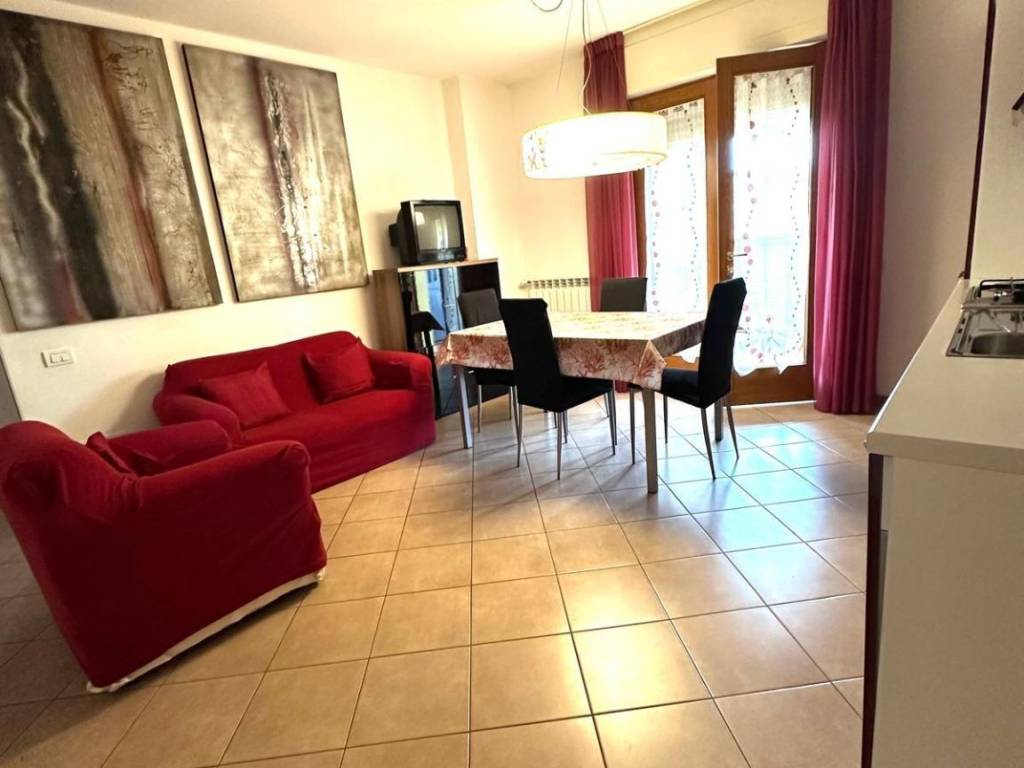 appartamento in vendita a Campiglia Marittima in zona Venturina