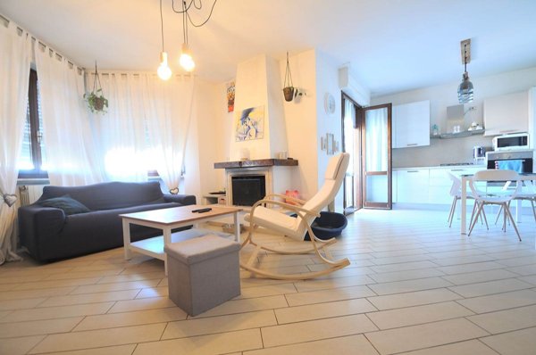 appartamento in vendita a Campiglia Marittima in zona Venturina