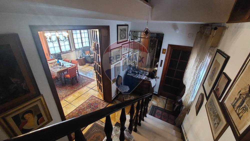 casa indipendente in vendita a Campiglia Marittima in zona Venturina