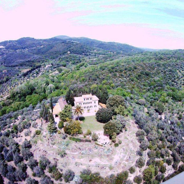 casa indipendente in vendita a Campiglia Marittima