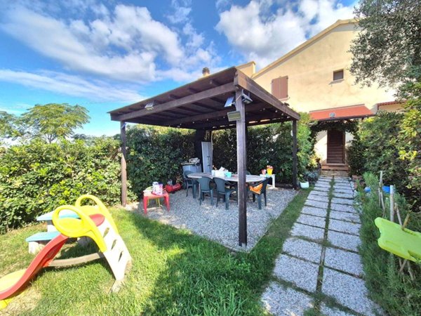 appartamento in vendita a Campiglia Marittima in zona Venturina