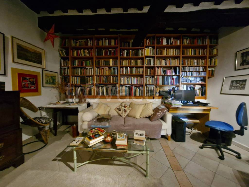 appartamento in vendita a Campiglia Marittima in zona Venturina