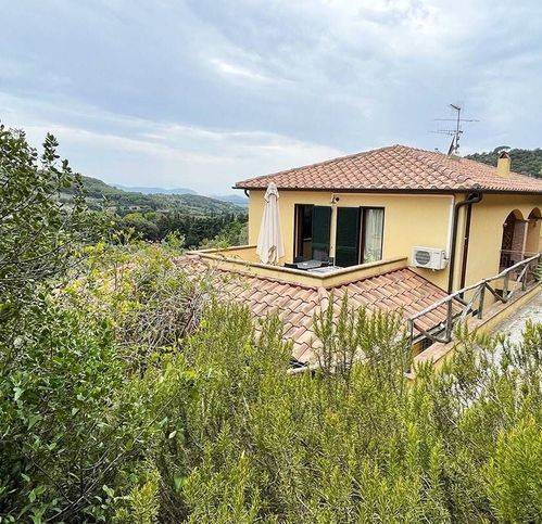 appartamento in vendita a Campiglia Marittima