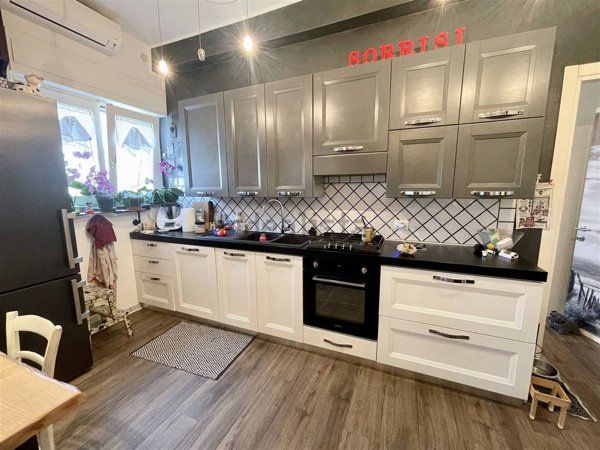 appartamento in vendita a Campiglia Marittima in zona Venturina