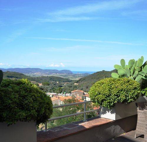 appartamento in vendita a Campiglia Marittima