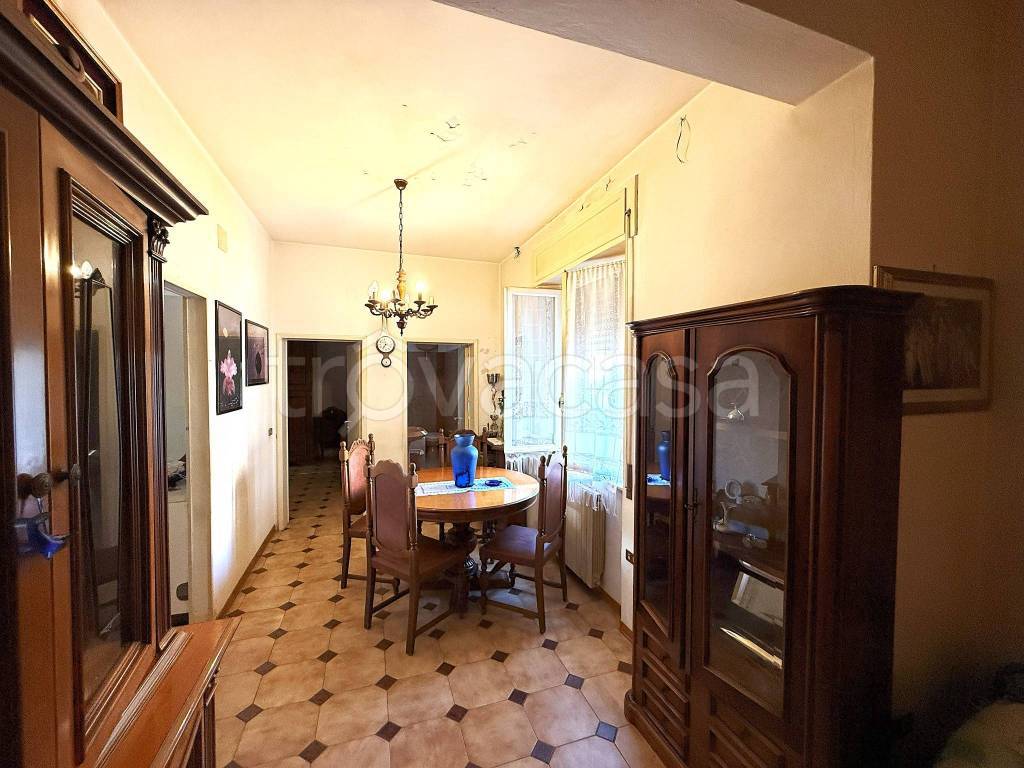 appartamento in vendita a Campiglia Marittima in zona Venturina