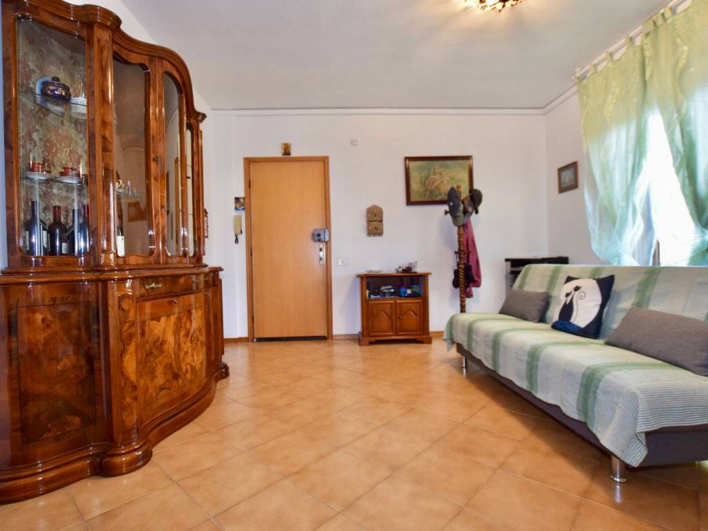 appartamento in vendita a Campiglia Marittima in zona Venturina