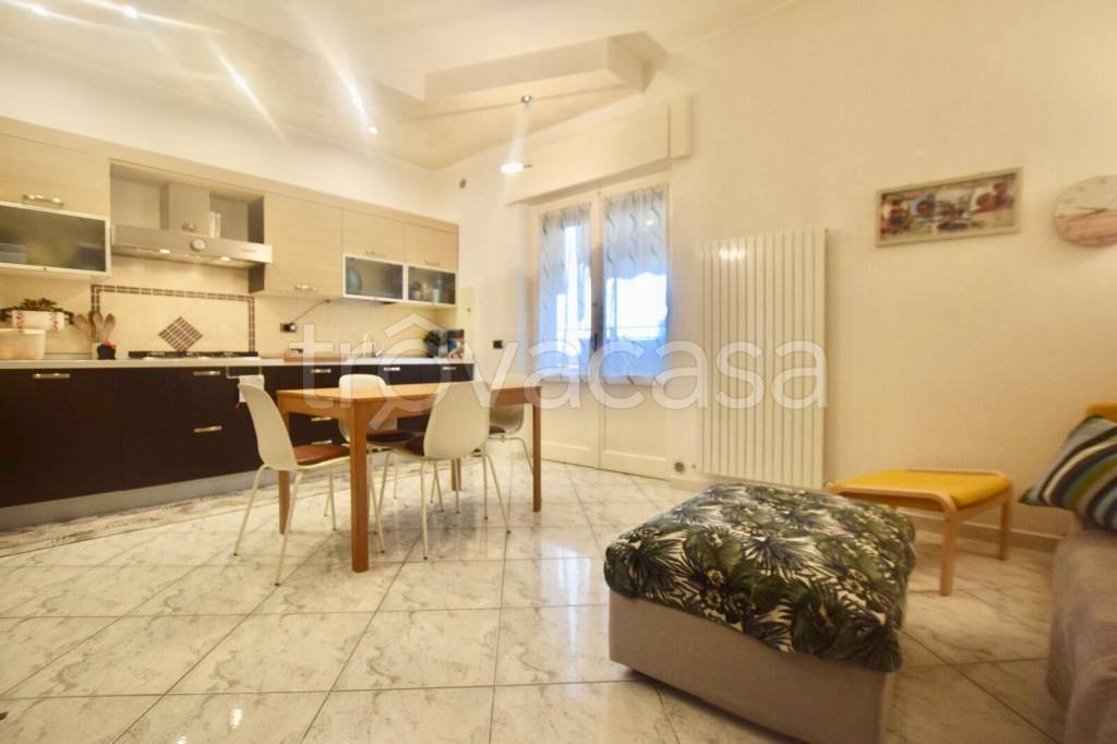 appartamento in vendita a Campiglia Marittima in zona Venturina