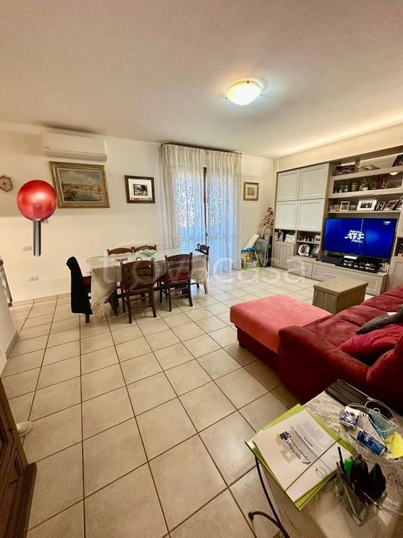 appartamento in vendita a Campiglia Marittima in zona Venturina