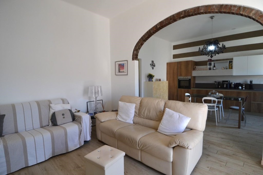 appartamento in vendita a Campiglia Marittima in zona Venturina