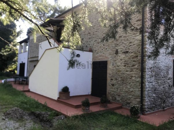 casale in vendita a Campiglia Marittima in zona Venturina