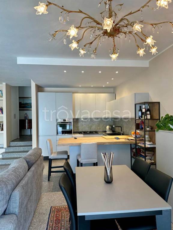 appartamento in vendita a Campiglia Marittima in zona Venturina