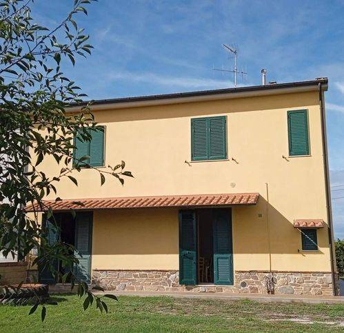 casa indipendente in vendita a Campiglia Marittima