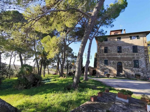 casa indipendente in vendita a Campiglia Marittima