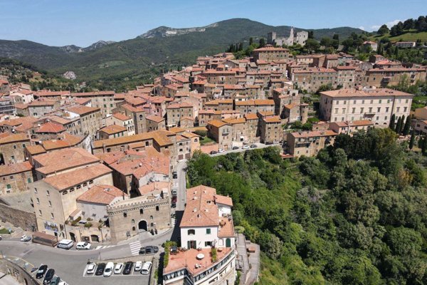 appartamento in vendita a Campiglia Marittima
