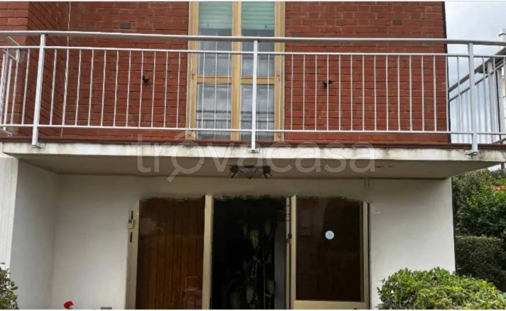 casa indipendente in vendita a Campiglia Marittima in zona Venturina