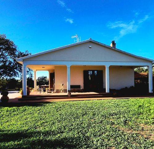 casa indipendente in vendita a Campiglia Marittima