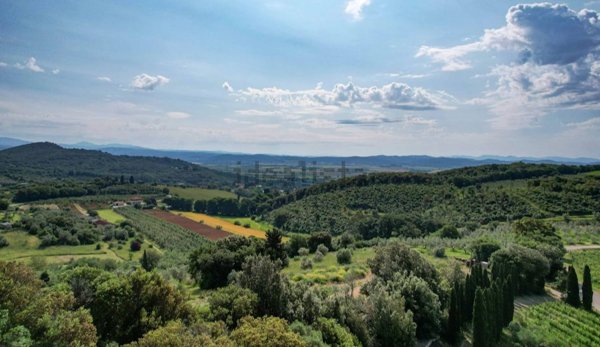 casa indipendente in vendita a Campiglia Marittima