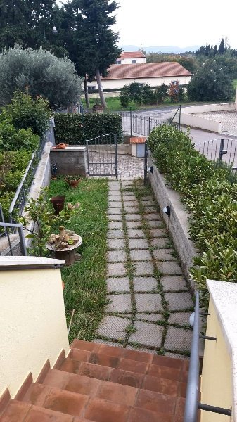 appartamento in vendita a Campiglia Marittima in zona Venturina