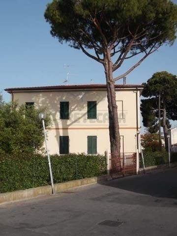 casa indipendente in vendita a Campiglia Marittima in zona Venturina