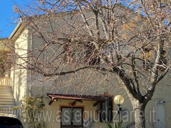 appartamento in vendita a Campiglia Marittima in zona Venturina