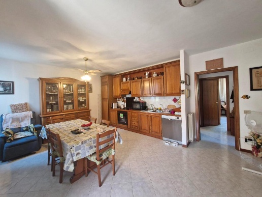 appartamento in vendita a Campiglia Marittima in zona Venturina