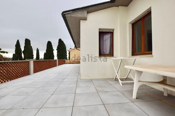 casa semindipendente in vendita a Campiglia Marittima in zona Venturina