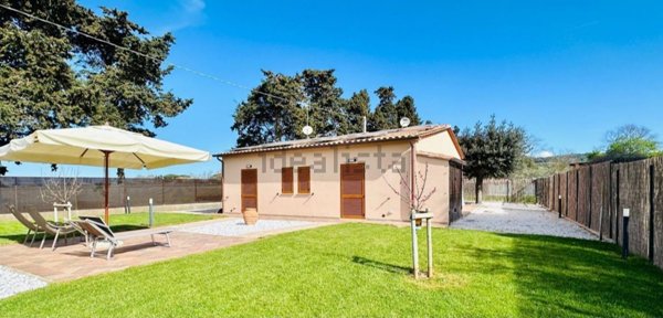 casa indipendente in vendita a Campiglia Marittima