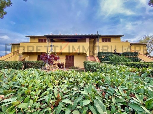 appartamento in vendita a Campiglia Marittima in zona Venturina