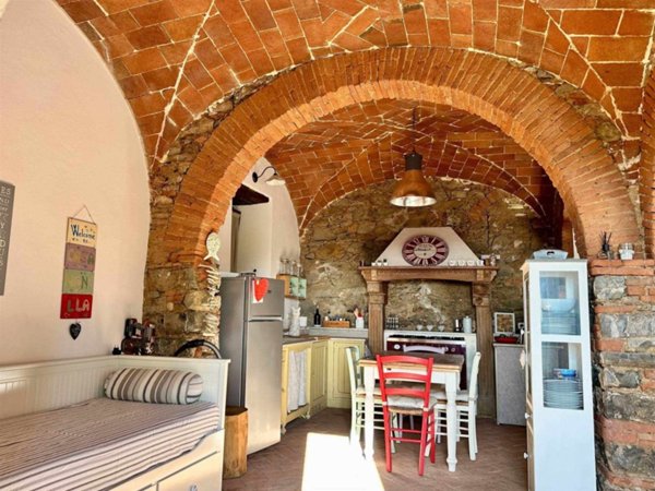 appartamento in vendita a Campiglia Marittima