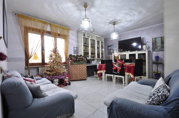 appartamento in vendita a Campiglia Marittima in zona Venturina