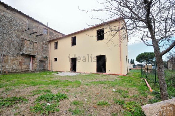 casa indipendente in vendita a Campiglia Marittima