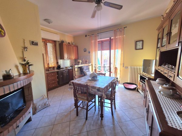 appartamento in vendita a Campiglia Marittima in zona Venturina