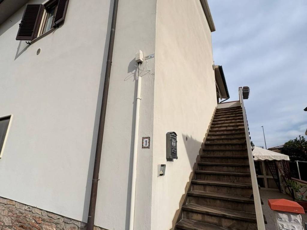 appartamento in vendita a Campiglia Marittima in zona Venturina