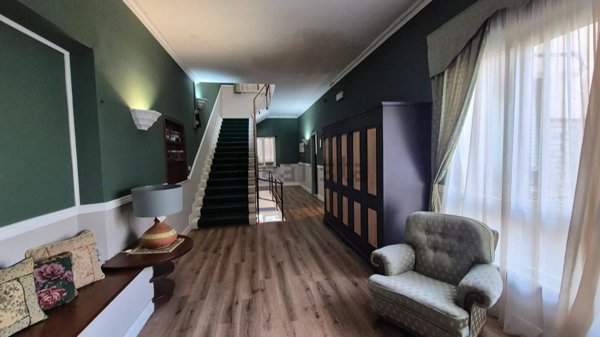 locale di sgombero in vendita a Campiglia Marittima in zona Venturina