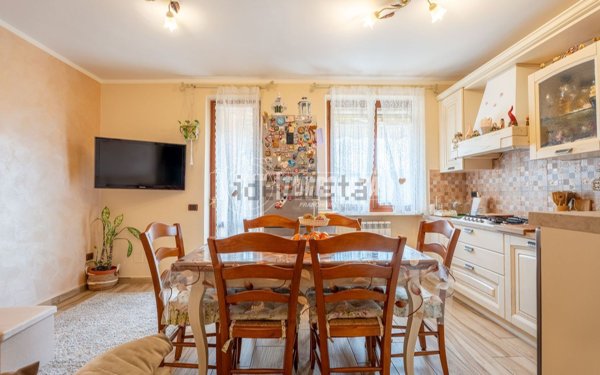 appartamento in vendita a Campiglia Marittima in zona Venturina