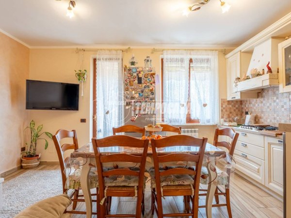 appartamento in vendita a Campiglia Marittima in zona Venturina