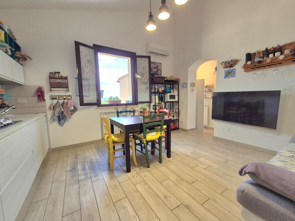 appartamento in vendita a Campiglia Marittima in zona Venturina