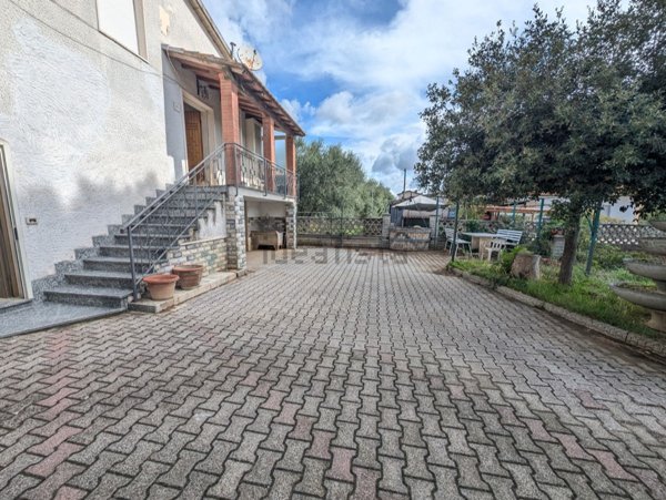 casa indipendente in vendita a Campiglia Marittima in zona Cafaggio