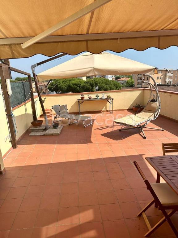 appartamento in vendita a Campiglia Marittima in zona Venturina